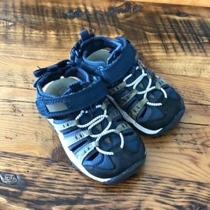 Cat & Jack Sandals T5